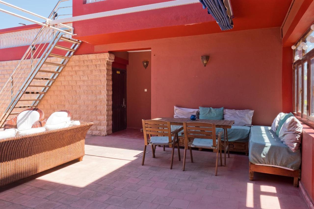 Casa Paca Alhucemas Guesthouse B&B Exterior photo
