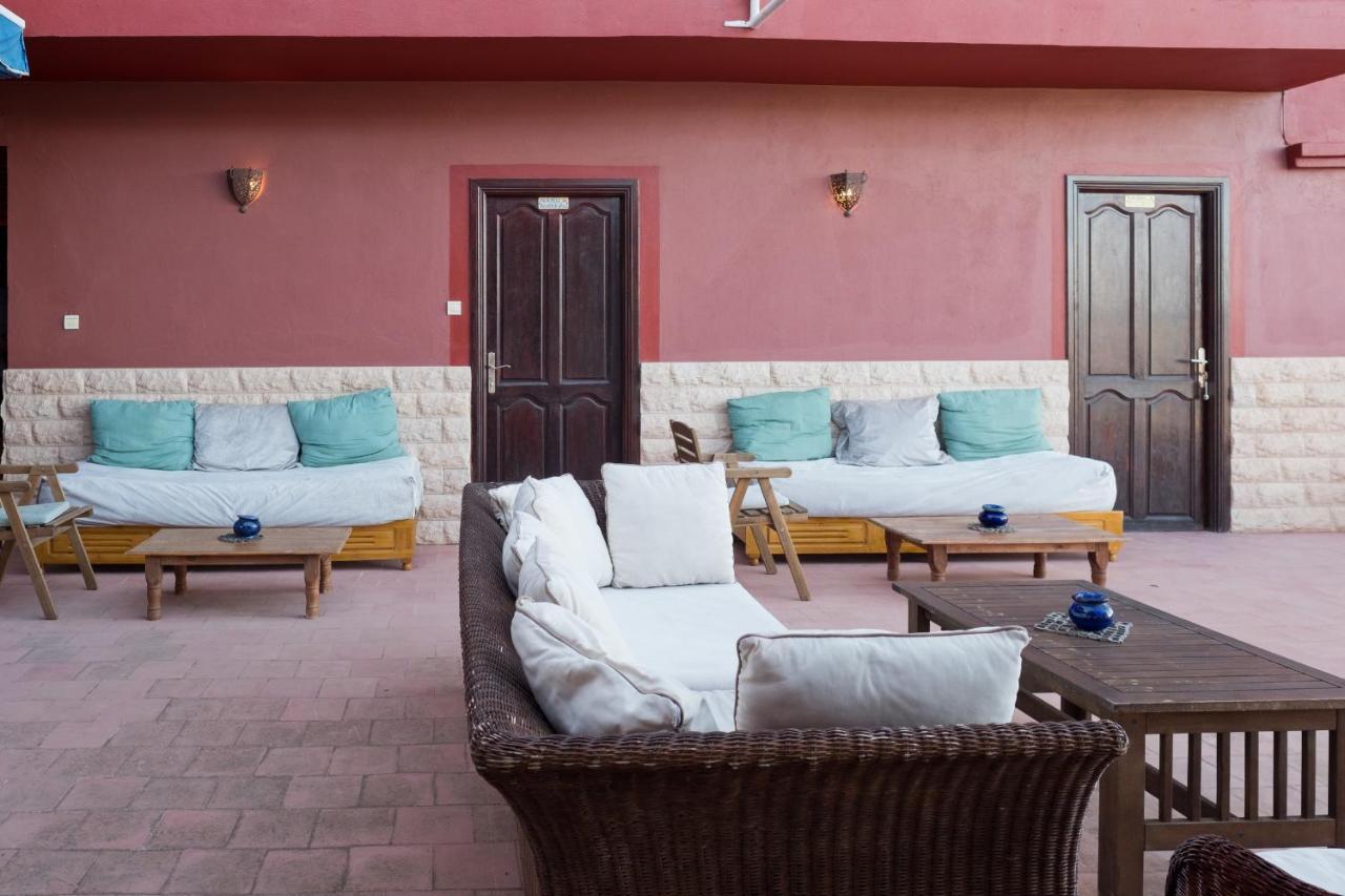 Casa Paca Alhucemas Guesthouse B&B Exterior photo